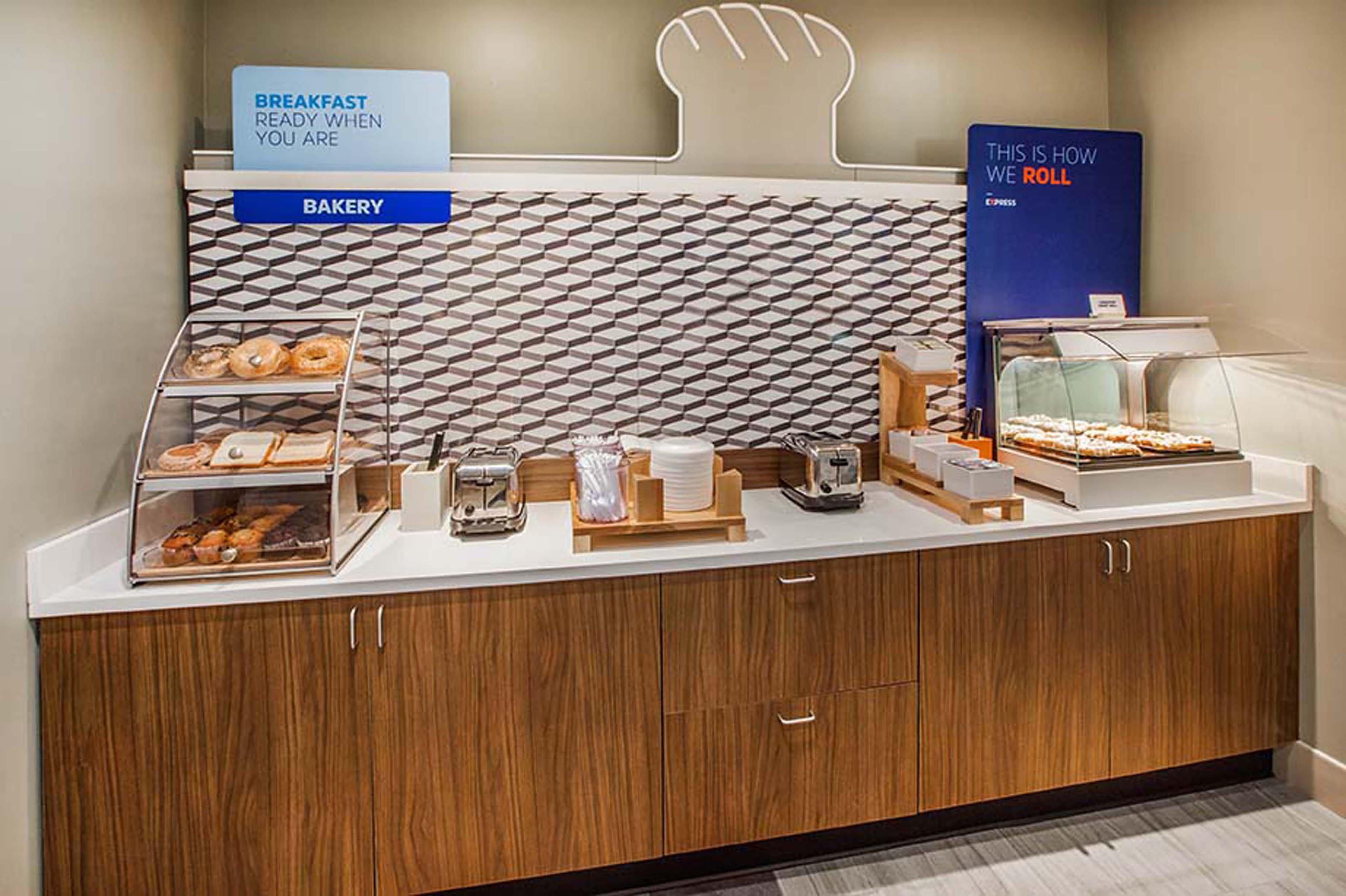 Holiday Inn Express & Suites - Fort Wayne North By Ihg Sunnybrook Acres Ngoại thất bức ảnh