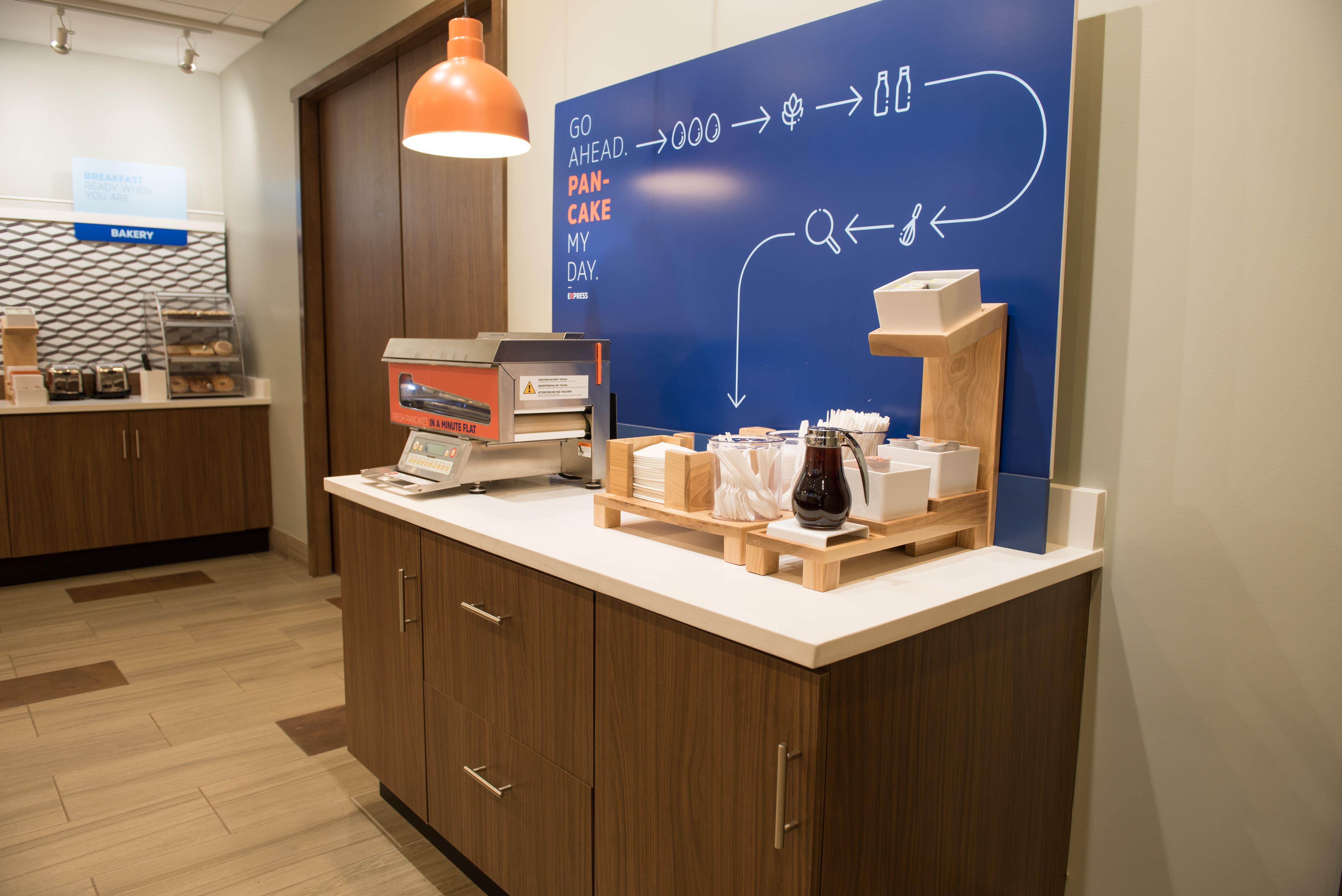 Holiday Inn Express & Suites - Fort Wayne North By Ihg Sunnybrook Acres Ngoại thất bức ảnh